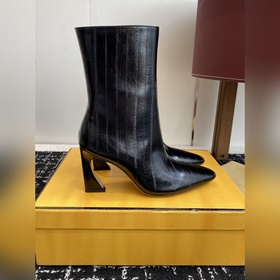 Короткие ботинки Fendi 25SS Обратите