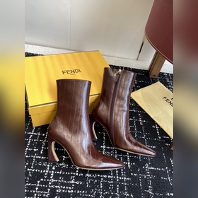 Короткие ботинки Fendi 25SS Обратите