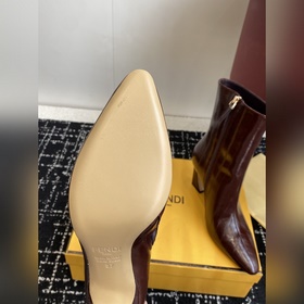 Короткие ботинки Fendi 25SS Обратите 