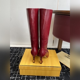 Ботинки Fendi 25SS с круглым носком. 