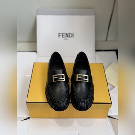 Аутентичные лоферы Fendi 25 New FF с п
