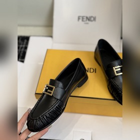 Аутентичные лоферы Fendi 25 New FF с п