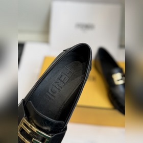Аутентичные лоферы Fendi 25 New FF с п