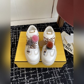 Fendi 25SS Thick-Sole Match Series Cas