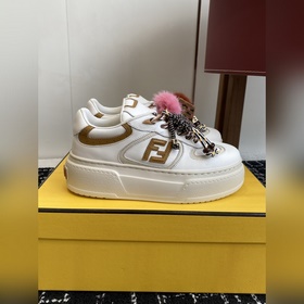 Fendi 25SS Thick-Sole Match Series Cas
