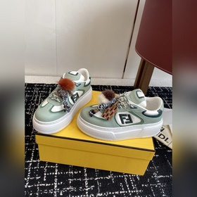 Fendi 25SS Thick-Sole Match Series Cas