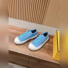 FENDI Новые низкие кроссовки в стиле «