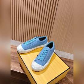 FENDI Новые низкие кроссовки в стиле «