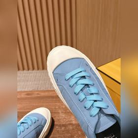 FENDI Новые низкие кроссовки в стиле «