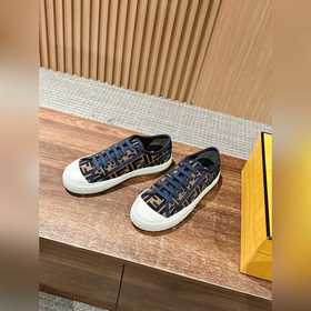 FENDI Новые кеды из канваса Повседневн