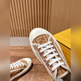 FENDI Новые кеды из канваса Повседневн