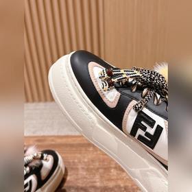 FENDI Match Platform — новые кроссовки