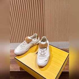 FENDI Новые спортивные туфли винтажном