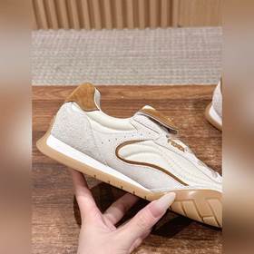 FENDI Новые спортивные туфли винтажном
