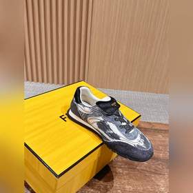 FENDI Новые спортивные туфли винтажном