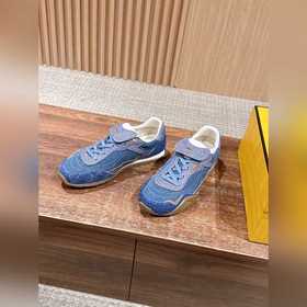 FENDI Новые спортивные туфли винтажном