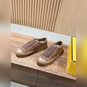 FENDI Новые низкие кроссовки в стиле «