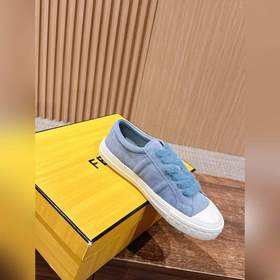 FENDI Новые низкие кроссовки в стиле «