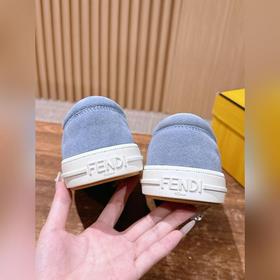 FENDI Новые низкие кроссовки в стиле «