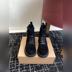 Gianvito Rossi Осень/Зима Подиум Новы