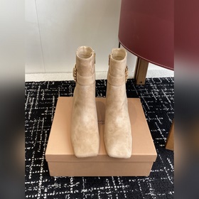 Gianvito Rossi Осень/Зима Подиум Новы