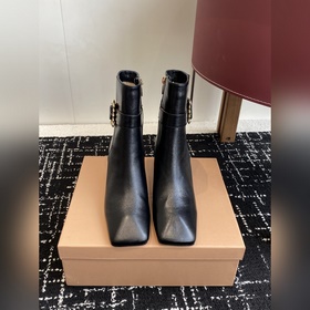 Gianvito Rossi Осень/Зима Подиум Новы