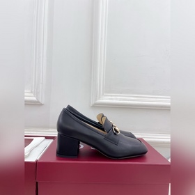 Gucci 25SS   Наконец-то появилась 