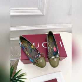 Gucci 25SS  Наконец-то появилась ф