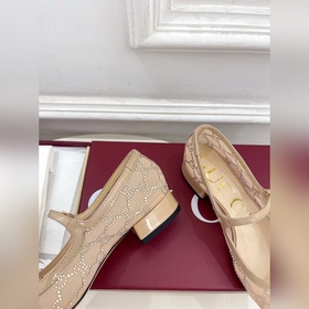 Gucci 25SS  Наконец-то появилась ф