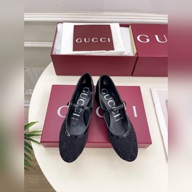 Gucci 25SS  Наконец-то появилась ф