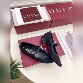 Gucci 25SS  Наконец-то появилась ф