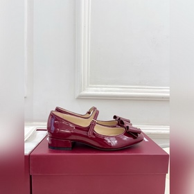 Gucci 25SS  Наконец-то вышла флагм