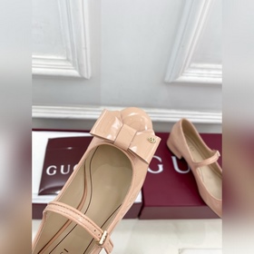 Gucci 25SS  Наконец-то появилась ф