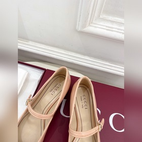 Gucci 25SS  Наконец-то появилась ф