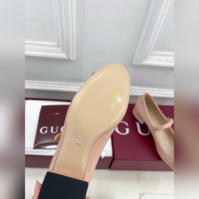 Gucci 25SS  Наконец-то появилась ф