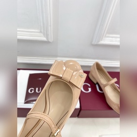 Gucci 25SS  Наконец-то вышла флагм