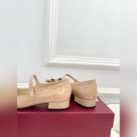 Gucci 25SS  Наконец-то вышла флагм