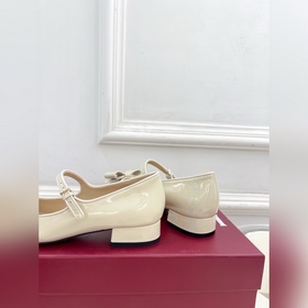 Gucci 25SS  Наконец-то вышла флагм