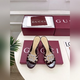 Gucci 25SS  Наконец-то появилась ф