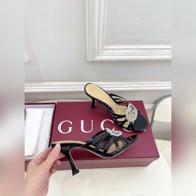 Gucci 25SS  Наконец-то появилась ф