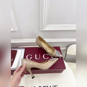 Gucci 25SS  Наконец-то появилась ф