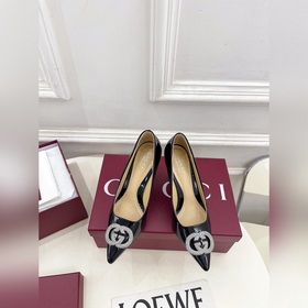 Gucci 25SS  Наконец-то появилась ф