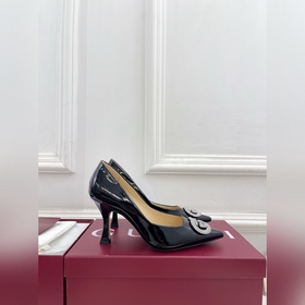 Gucci 25SS  Наконец-то появилась ф