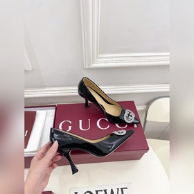Gucci 25SS  Наконец-то появилась ф