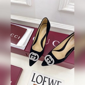 Gucci 25SS  Наконец-то появилась ф