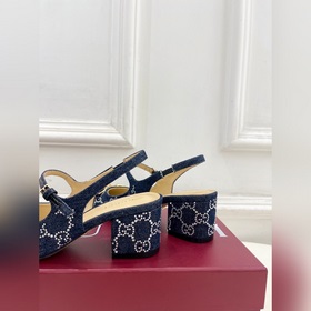Gucci 25SS   Наконец-то вышла флаг