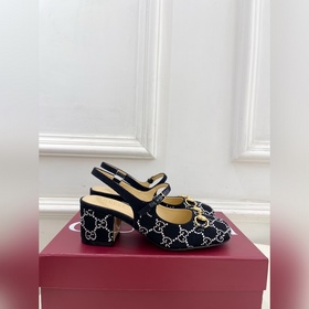 Gucci 25SS   Наконец-то вышла флаг