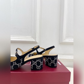 Gucci 25SS   Наконец-то вышла флаг