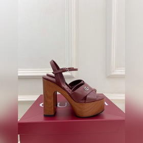 Gucci 25SS  Наконец-то появилась ф