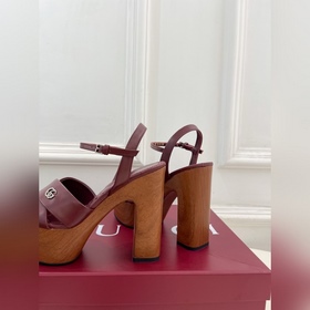 Gucci 25SS  Наконец-то появилась ф